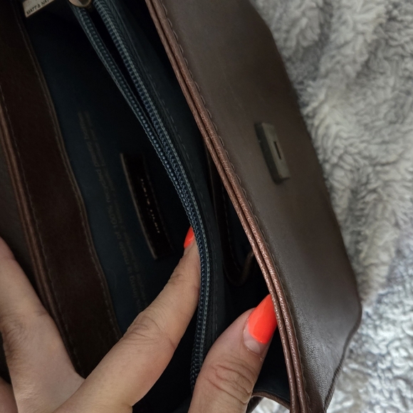 Matt and Nat organic shoulder bag - Picture 2 of 6